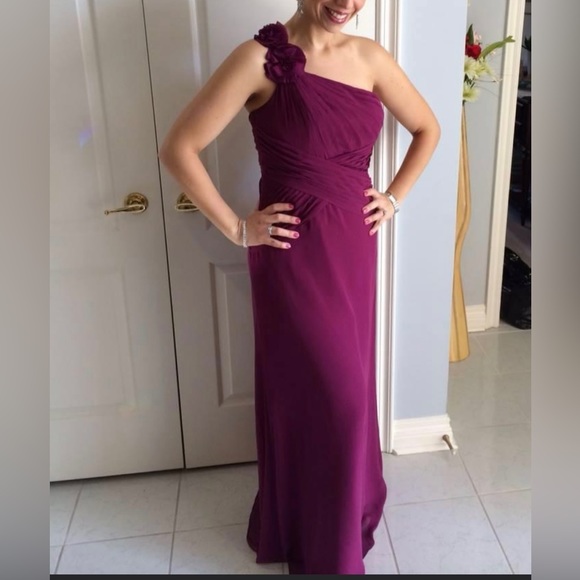 David’s bridal bridesmaid dress in cherry wine color size 8, worn only once - Picture 2 of 2